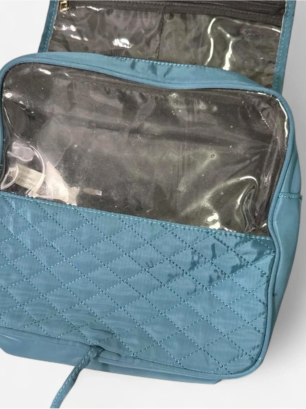 Adrienne Vittadini Teal Quilted Women’s Bathroom Carry Bag